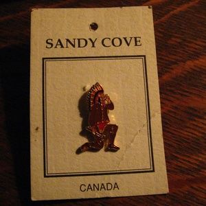 Sandy Cover American Indian Vancouver Canada Pin